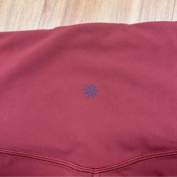 Athleta It's A Wrap 7/8 Tight Warm Orange Perforated High Rise Leggings SZ L - Picture 3 of 12